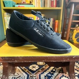 LA Gear sneakers, black, vintage, women’s size 7.5